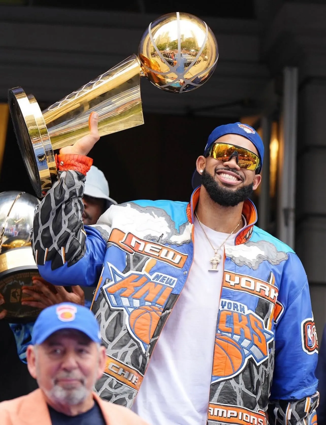 karl-anthony-towns-new-york-knicks-jacket-03 Karl-Anthony Towns Jacket front view at New York Knicks Championship Parade