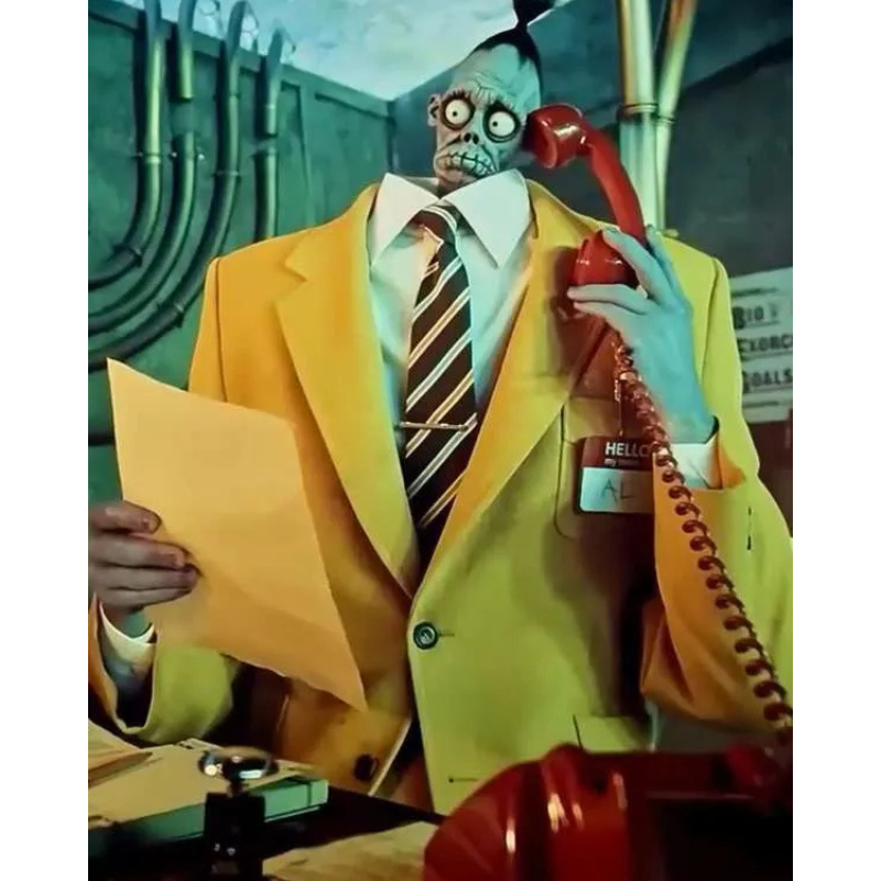 Bob-the-Shrunken-Head-Beetlejuice-2-Yellow-Suit Beetlejuice Beetlejuice Bob the Shrinker Head Yellow Suit Guy - Image 1