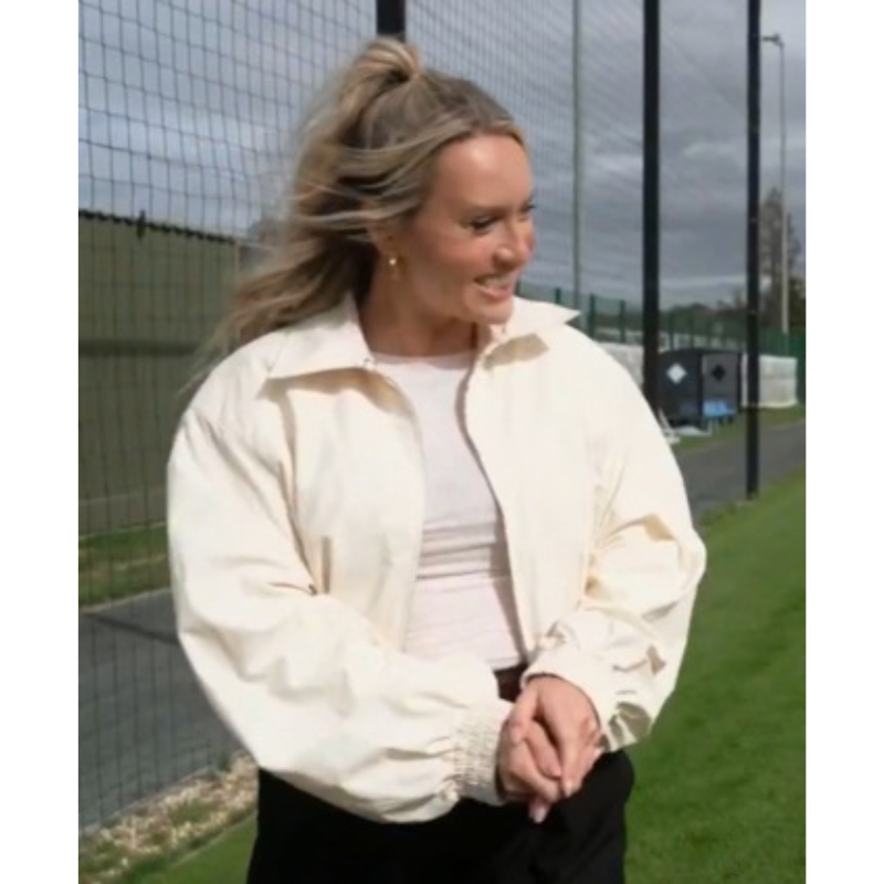 Lionesses-Training-Ground-Sky-Sports-Interviewer-Eleanor-Roper-Off-White-Cotton-Jacket-Front Eleanor Roper Off White Jacket - Image 1