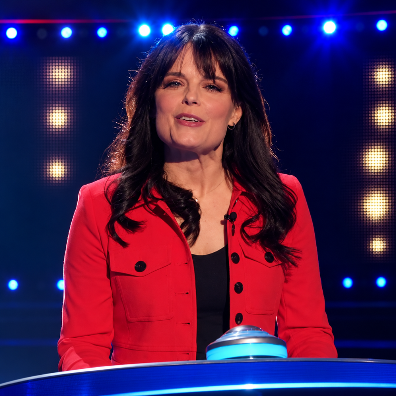 Claudia-winkleman-celebrity-weakest-link-season-2-red-jacket Claudia Winkleman Celebrity Weakest Link season-2 Red Jacket - Image 1