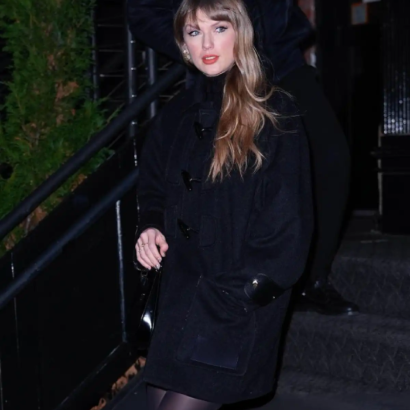 Taylor-swift-nyc-black-duffle-coat Taylor Swift NYC Black Duffle Coat - Image 1